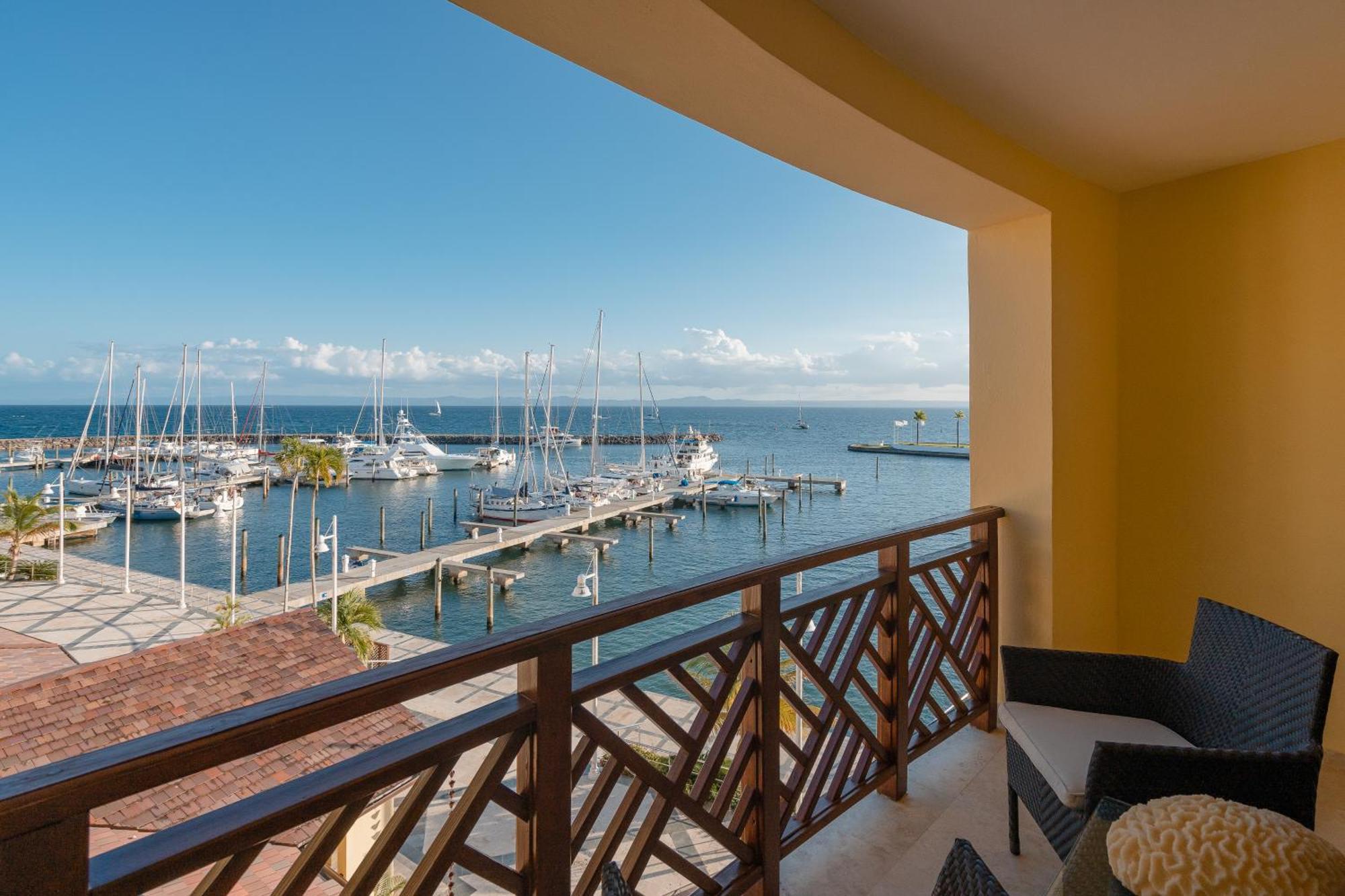 The Bannister Hotel & Yacht Club By Mint Samana Bagian luar foto