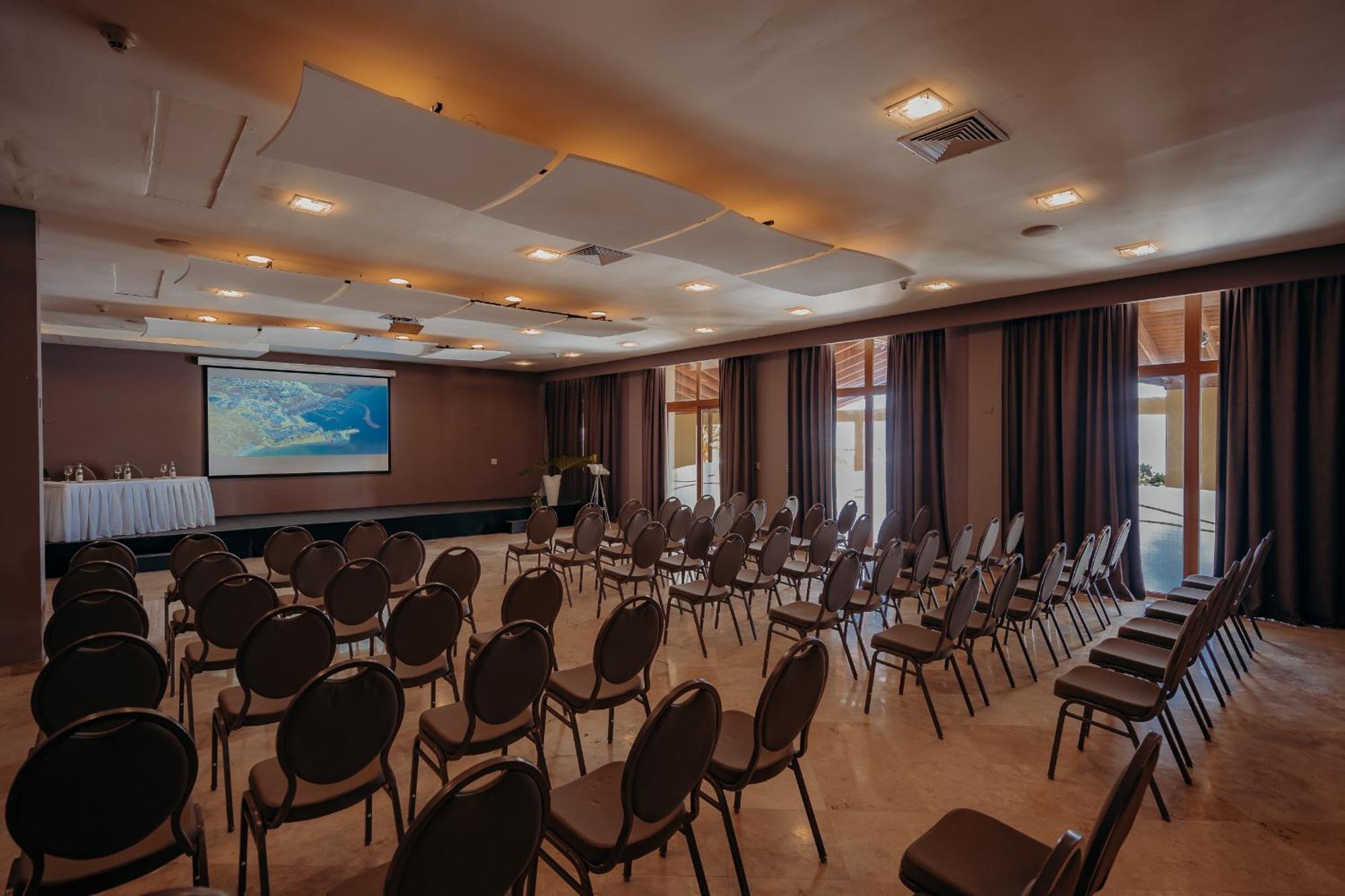 The Bannister Hotel & Yacht Club By Mint Samana Bagian luar foto