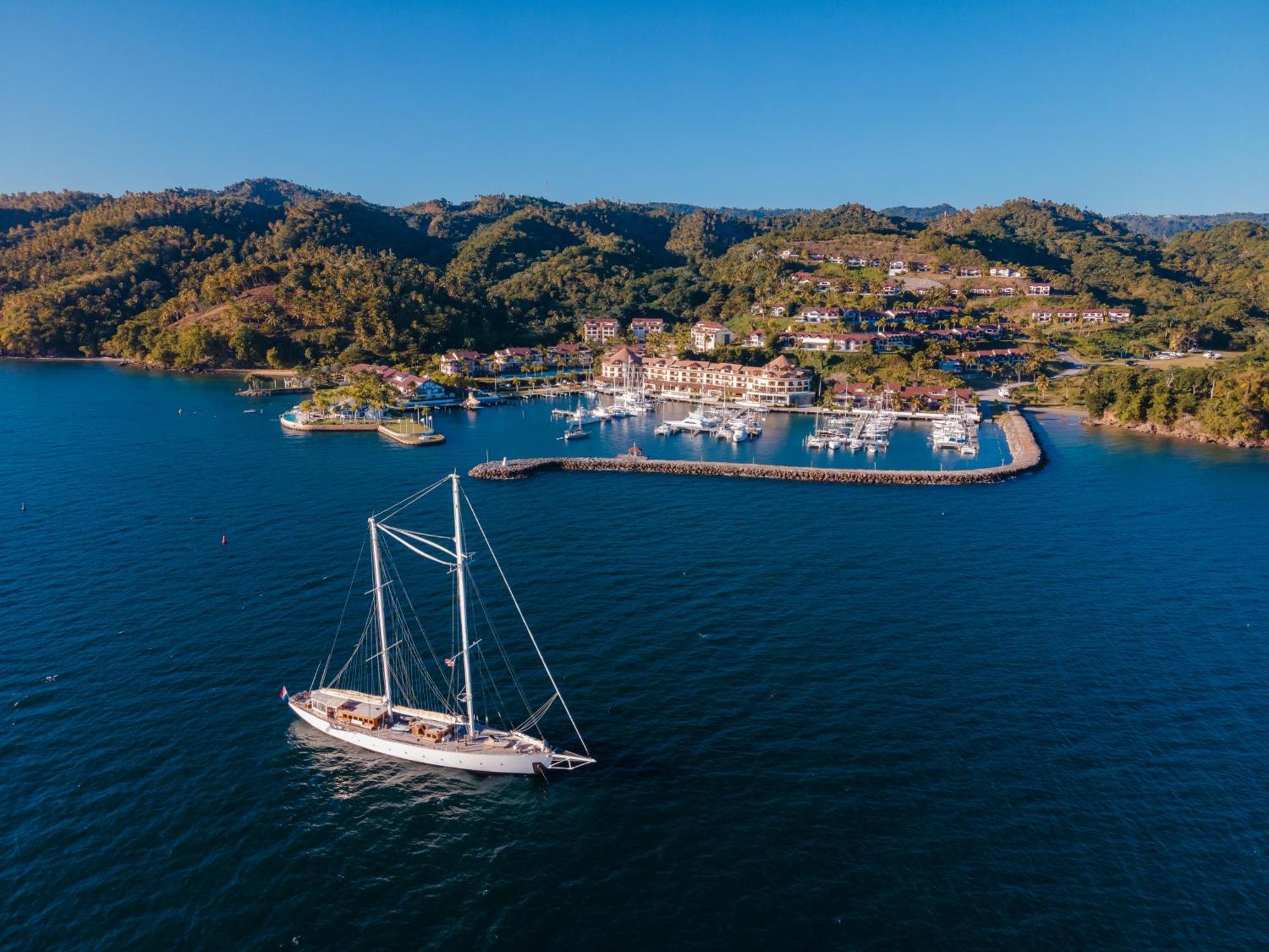 The Bannister Hotel & Yacht Club By Mint Samana Bagian luar foto