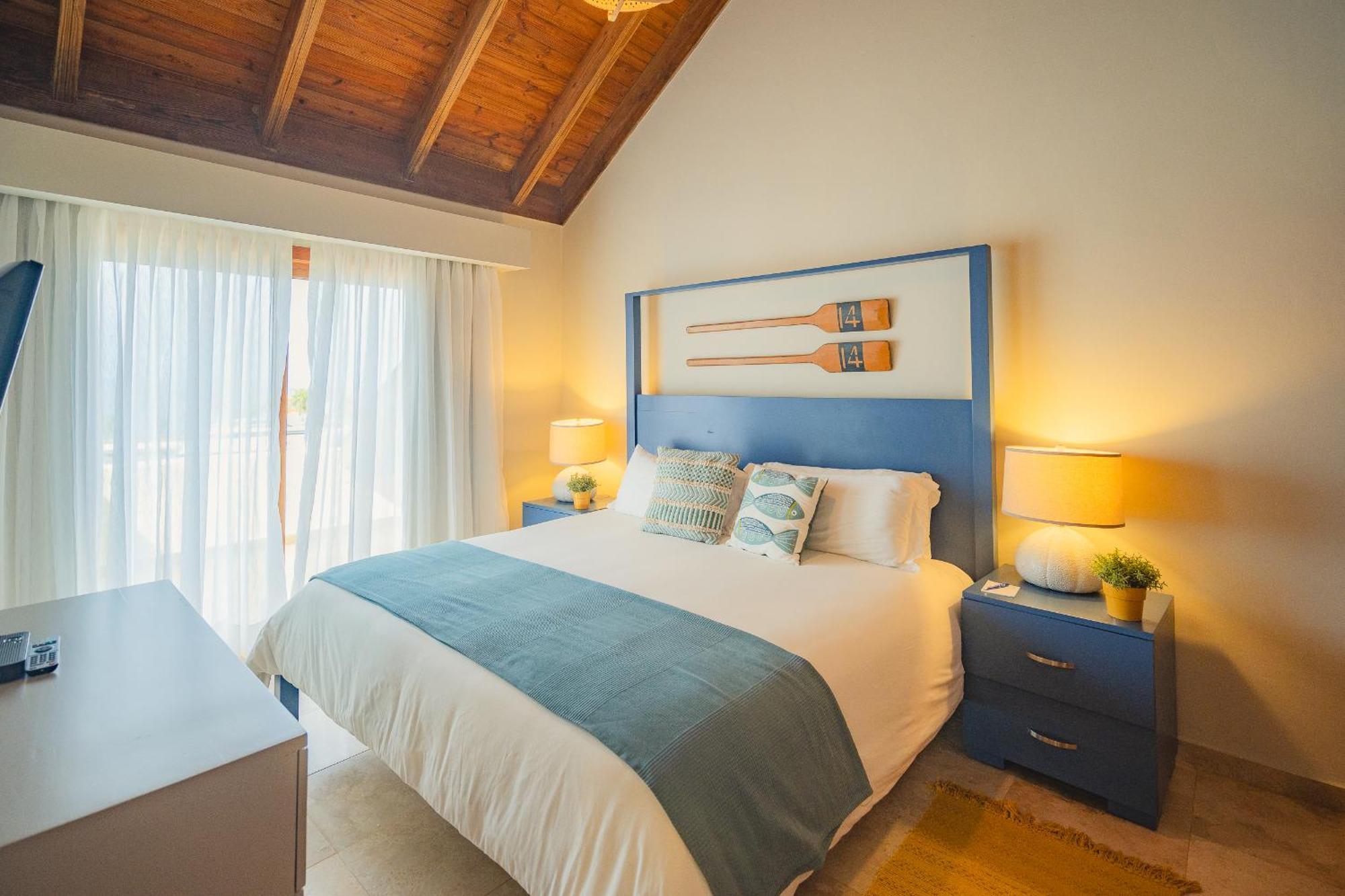 The Bannister Hotel & Yacht Club By Mint Samana Bagian luar foto