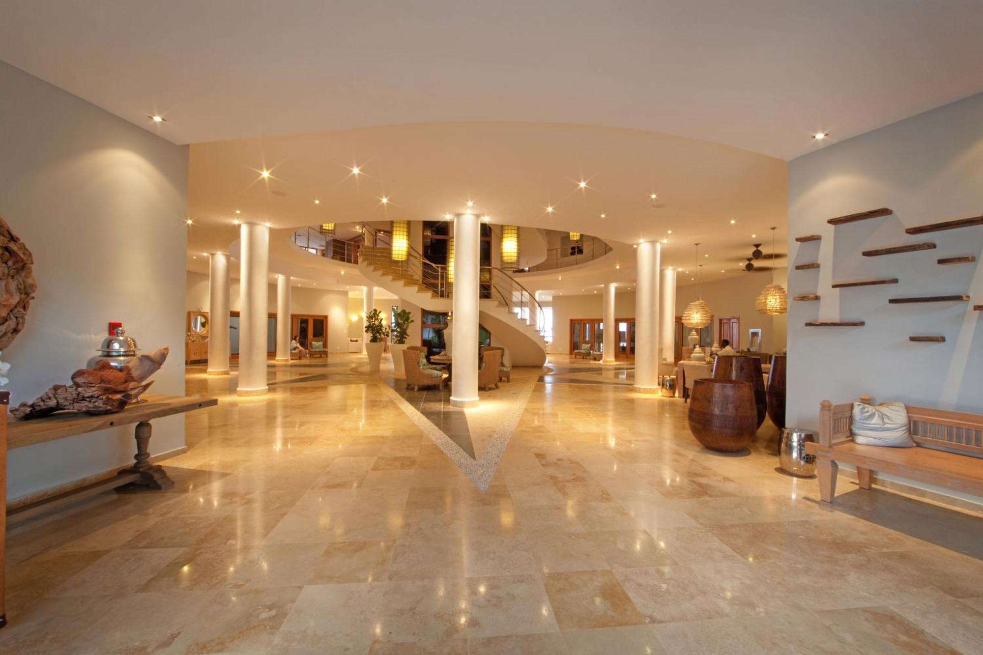 The Bannister Hotel & Yacht Club By Mint Samana Bagian luar foto