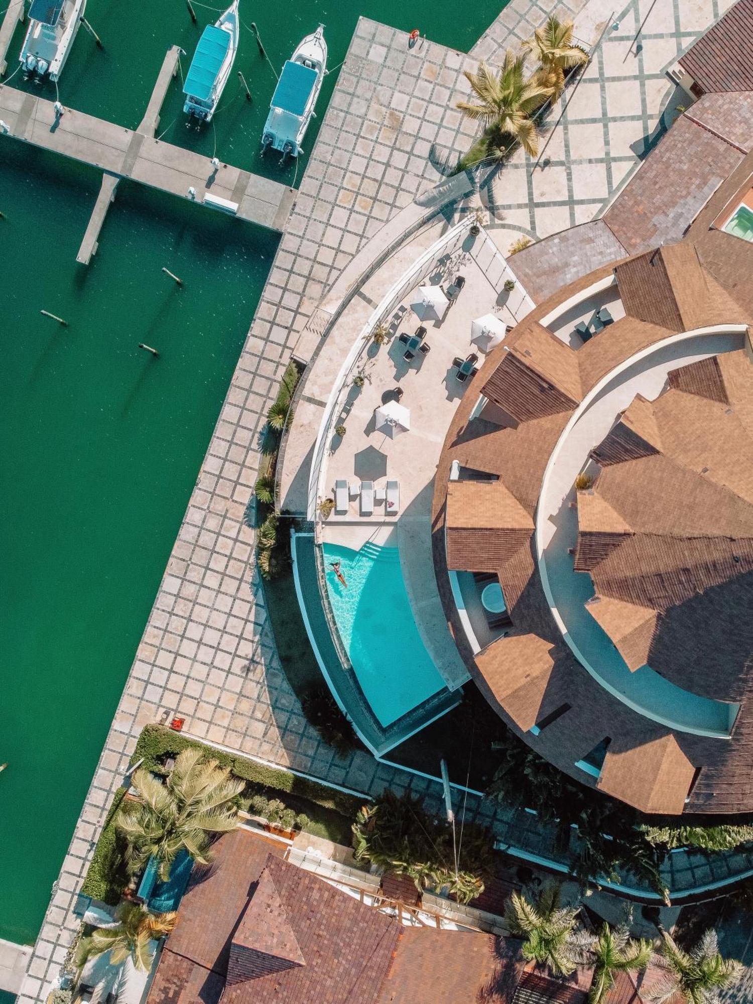 The Bannister Hotel & Yacht Club By Mint Samana Bagian luar foto